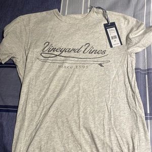 Vineyard Vines men graphic tee